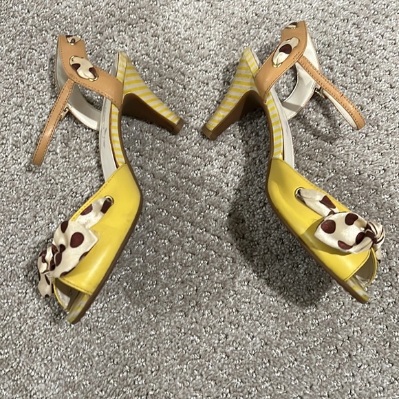 Open toe high heel sandals - Picture 3 of 6